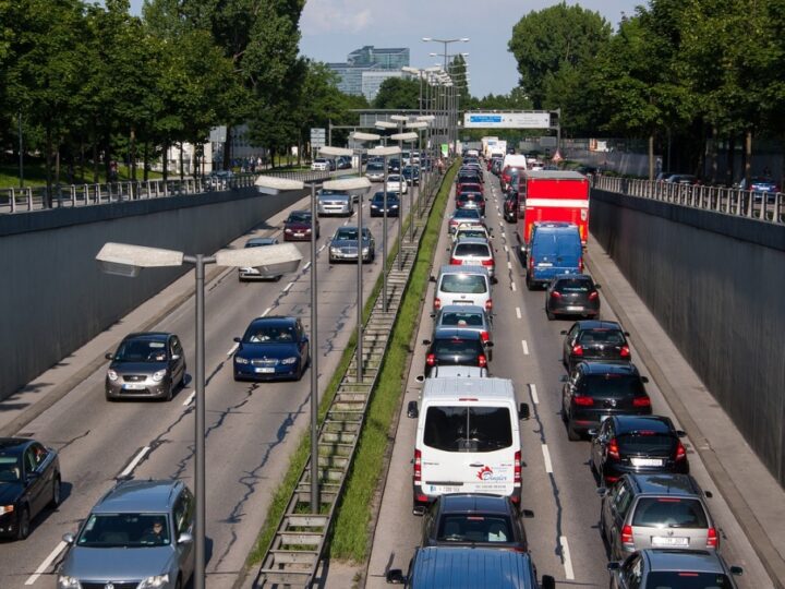 Tragiczne zdarzenie drogowe na skrzyżowaniu ulic Armii Krajowej i Przybyszewskiego